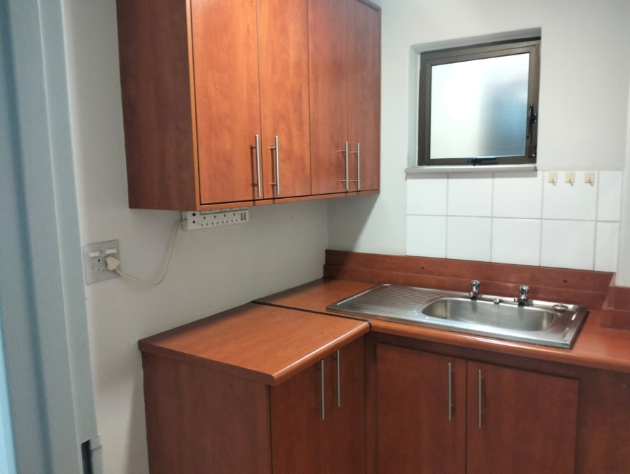 To Let Commercial Property for Rent in Eversdal Western Cape